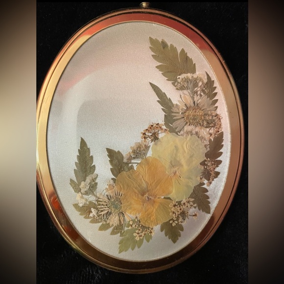 MCM Vintage Brass Framed Pressed Flowers - Picture 1 of 3